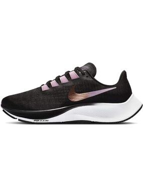 Nike Women's Air Zoom Pegasus 37 Running Shoes in US size 6